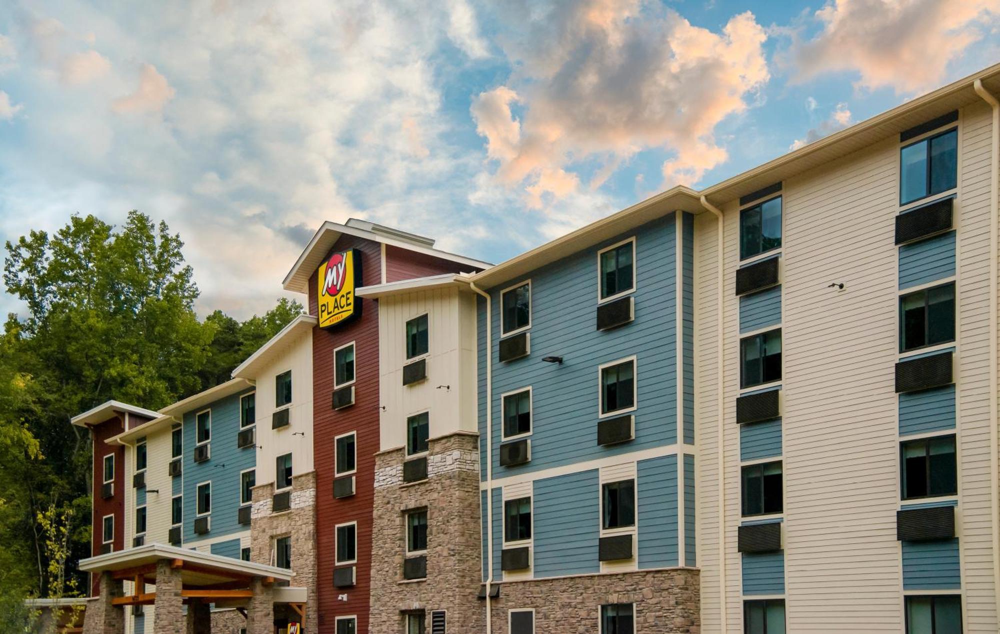 My Place Hotel-Huntersville, Nc Exterior photo